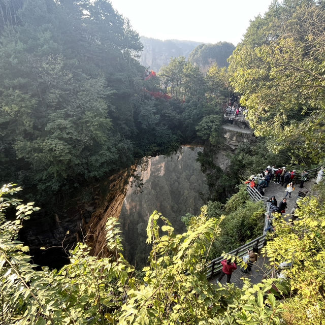  Zhangjiajie East Gate — A One-Day Journey Through Peaks, Clouds & Surprises