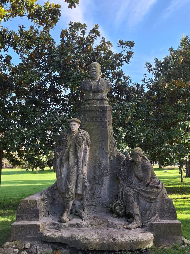 🌳 Public Garden – Jardin Public 🌳 Public Garden – Jardin Public