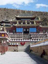 วัดทิเบต อาณีกอมปา ในเสฉวนตะวันตก