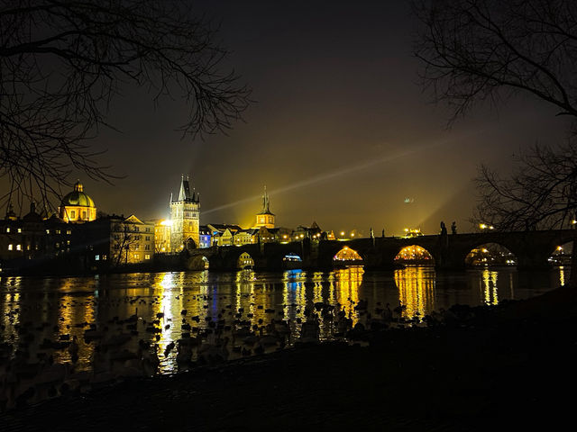 프라하성, 도시 전체를 내려다보는 중세의 시간 프라하성, 도시 전체를 내려다보는 중세의 시간
