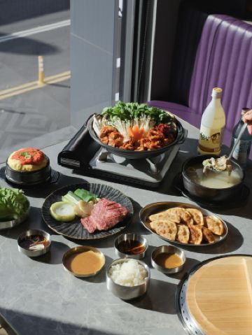 Central Korean Hot Pot Restaurant (Taichung Gongyi Branch)