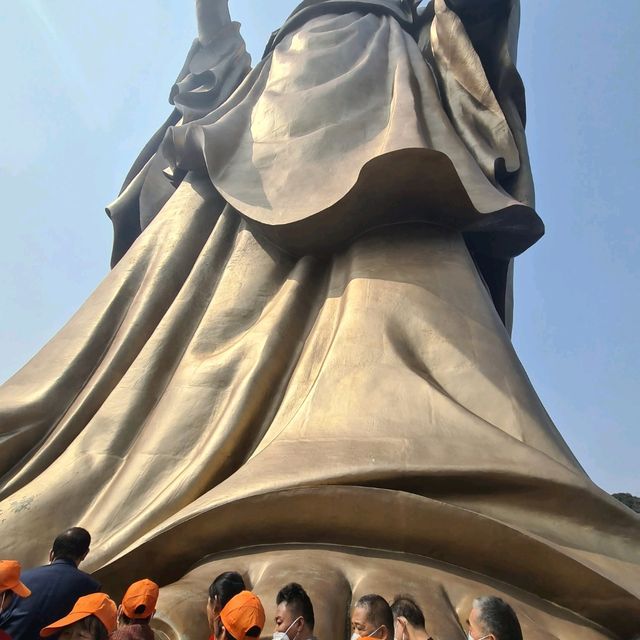 The world's largest bronze statue of SAKYAMUNI ~