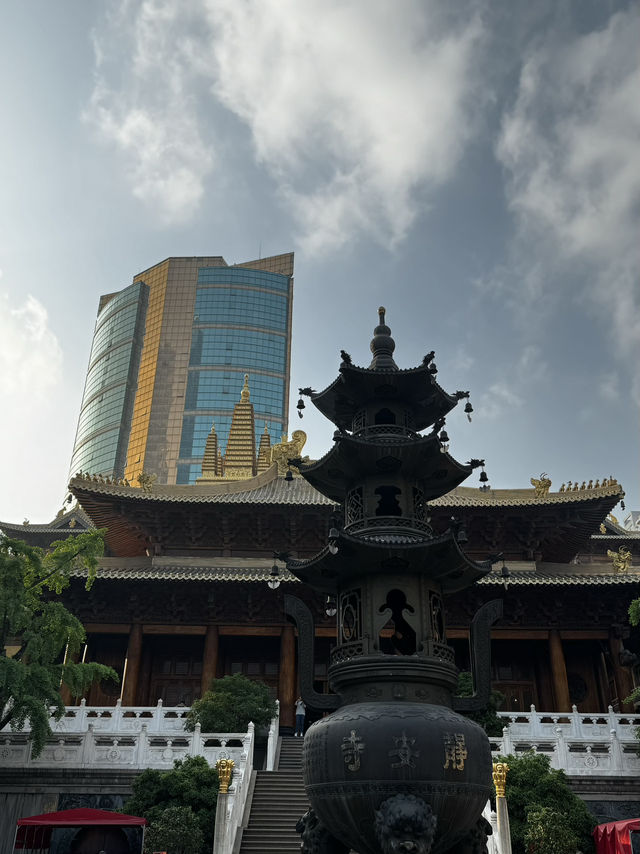 สายมูห้ามพลาด ขอพรที่เซี่ยงไฮ้