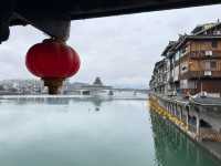 風雨橋歷史氛圍超著迷