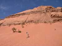 The red desert of Wadi Rum 🇯🇴