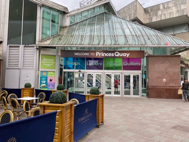 A Day of Fun and Shopping at Princes Quay, Hull 🛍️🌊