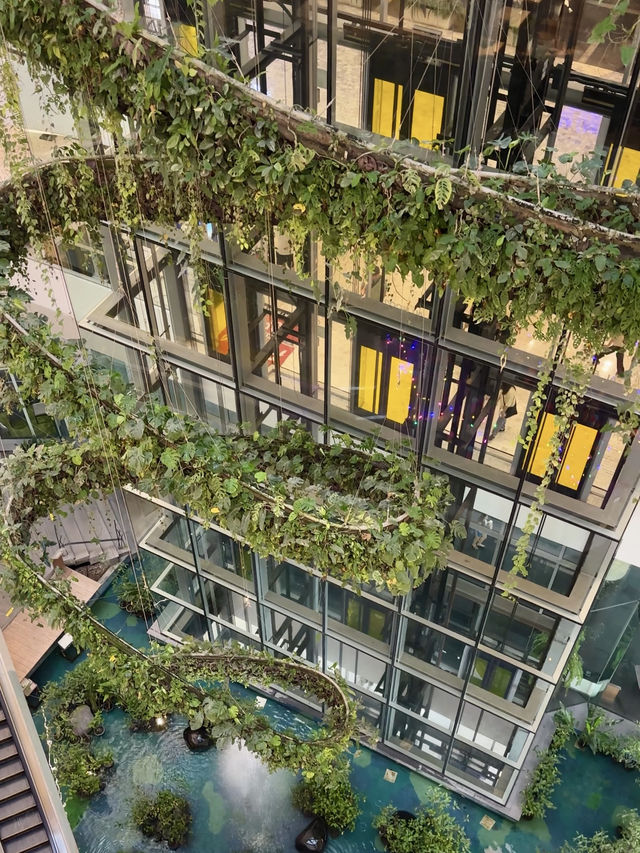 Discover the Splendor of EmQuartier Bangkok 🤑