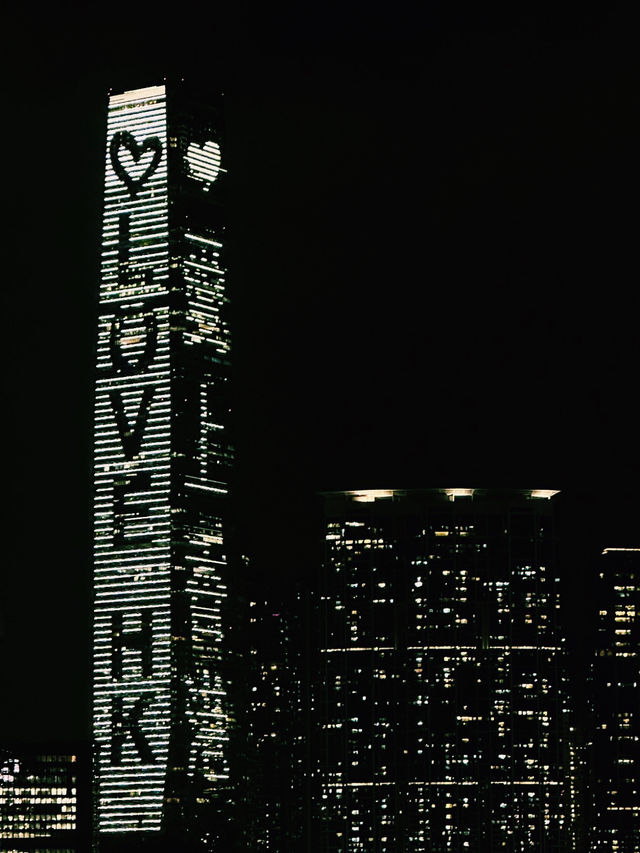Hong Kong: A City of Skyscrapers, Culture, and Hidden Gems
