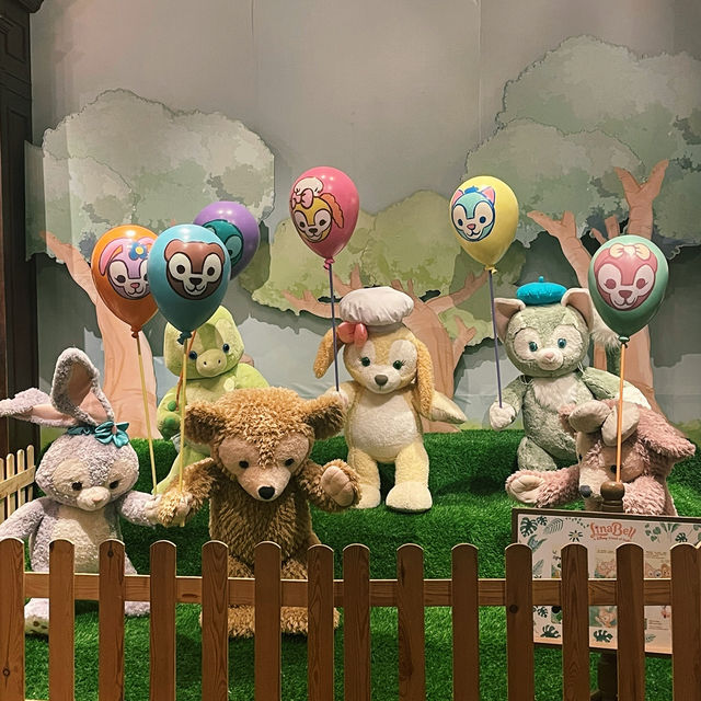 Disneyland Hong Kong 🩷 Disneyland Hong Kong 🩷