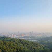 Baiyun Mountain: Where Clouds Kiss the Earth ☁️🏞️