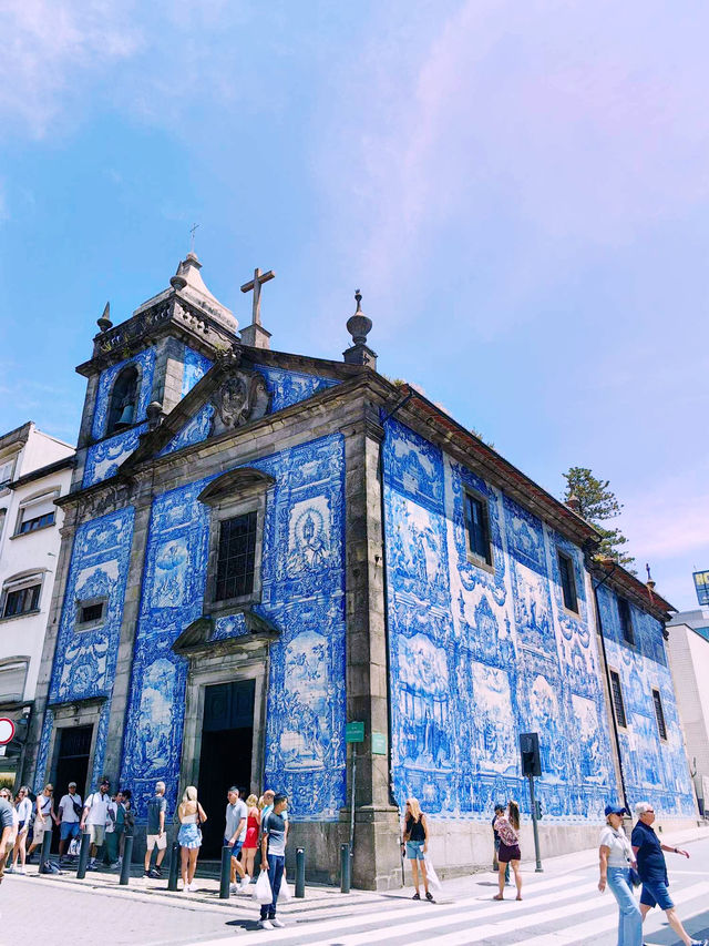 🏙️💳 Save Big & See More with the Porto City Pass!