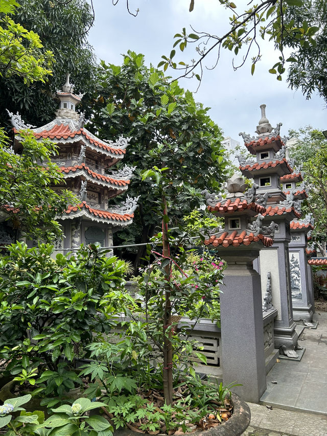 Amazing family temple of Da nang! All of your wishes come true!