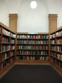 🏛️ Manchester Central Library: A Dome of Light and Layers of Knowledge