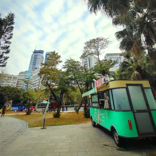 KFC Kiosk in Lianhuashan Park Futian 