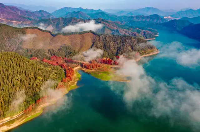 Huangshan Taiping Lake | I borrow a spring from Jiangnan, wishing you peace of mind