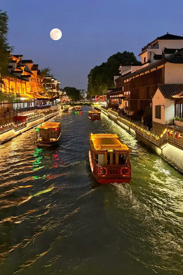 Ten miles of Qinhuai, a dream of Jinling~ Nanjing Confucius Temple