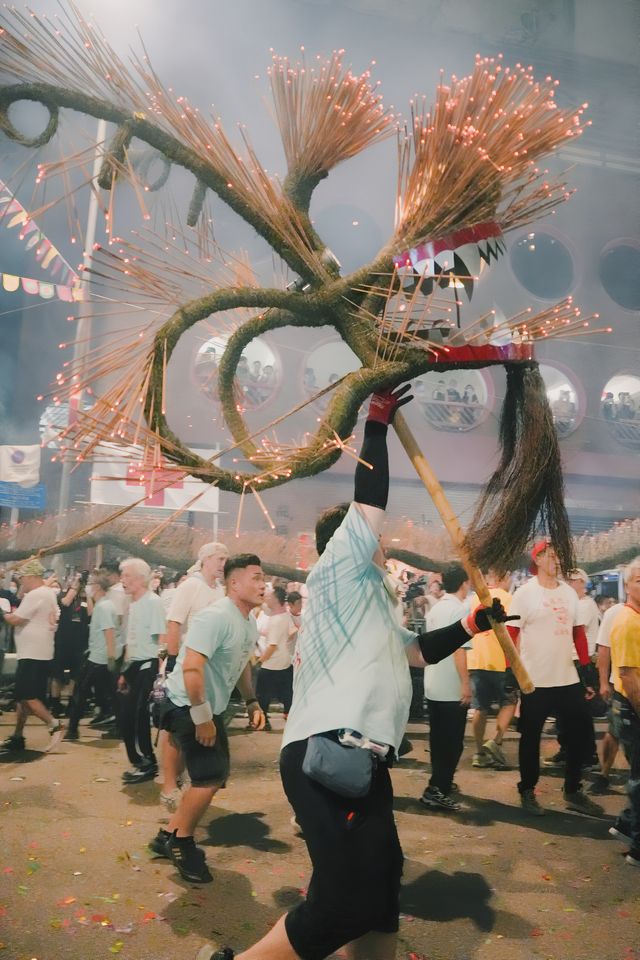 香港大坑舞火龍現場真的太震撼了！！