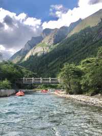 四姑娘山兩個人不自駕不跟團chill旅