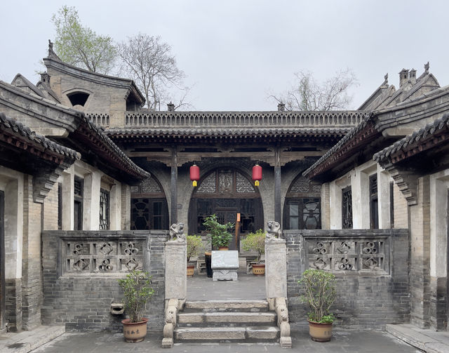 遊王家大院，瀏覽古建山西