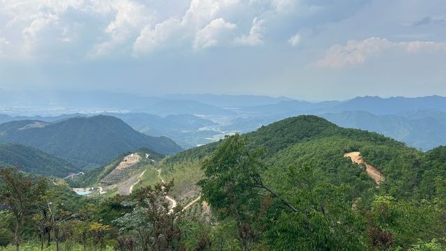 初夏徒步，登頂富陽第一高峰杏梅尖