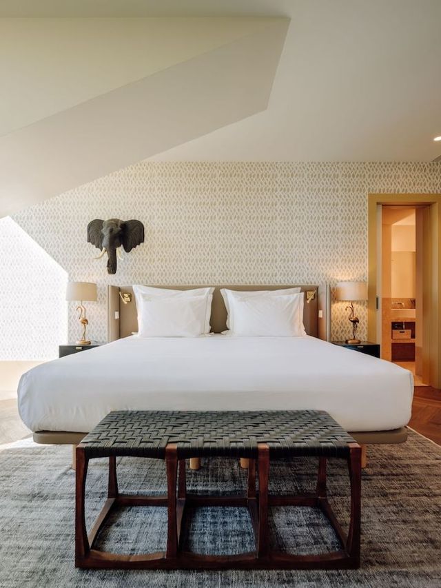 🌟 Lisbon's Luxe Sleeps: The Ivens, Autograph Collection 🌟