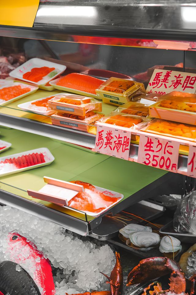 日本那霸海鮮市場，超好逛的本地集市人文風情必打卡