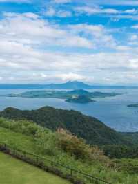 🌟 Tagaytay's Taal Vista: A Serene Getaway 🌟