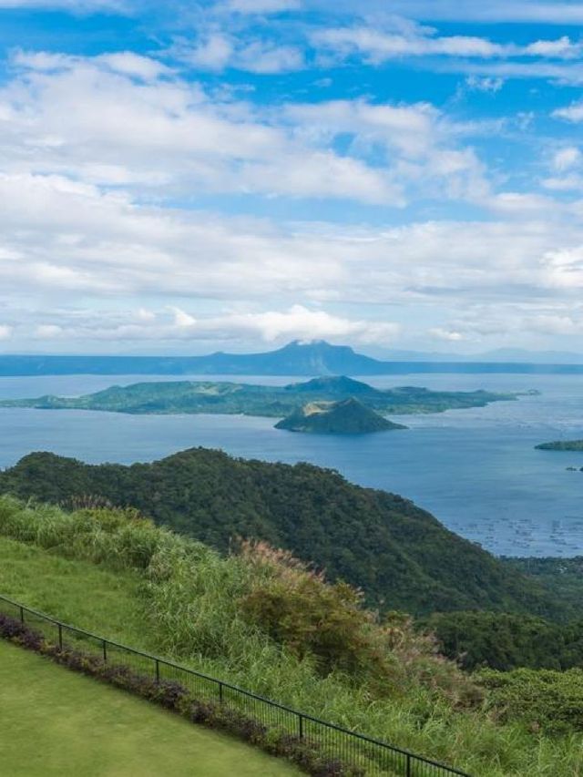 🌟 Tagaytay's Taal Vista: A Serene Getaway 🌟