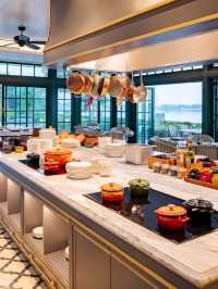 🌟 Ho Chi Minh's Luxe Hideaway: Mia Saigon 🌟