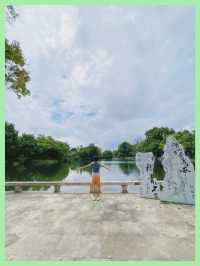 台州旅行台州有東湖風來花自落柳岸碧水潺