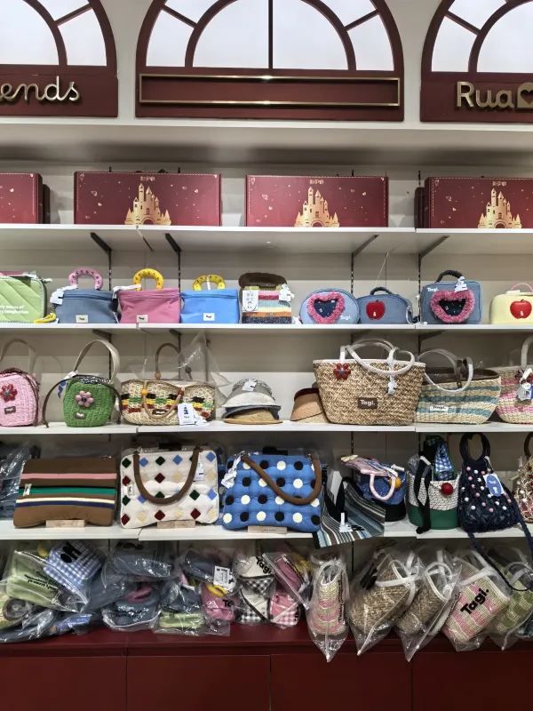 深圳南山來福士Jellycat店！🧸✨