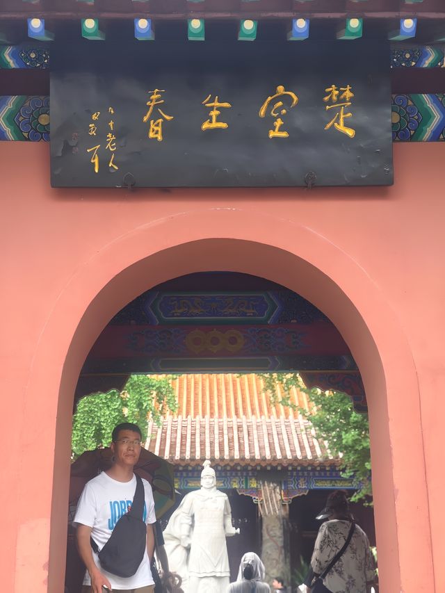 西楚霸王短暫卻又轟轟烈烈的一生。