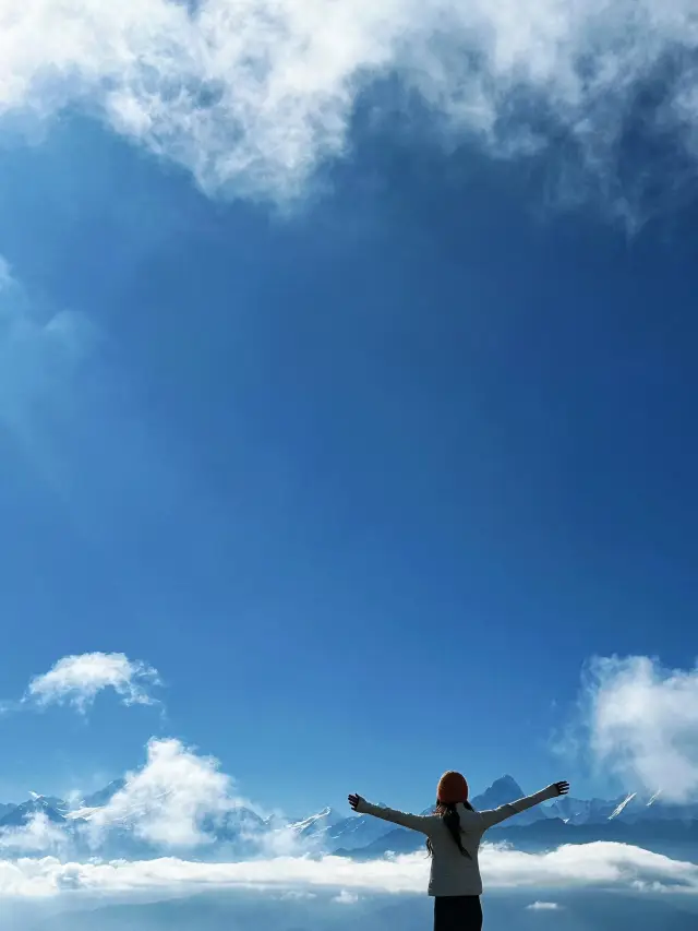 Free hiking spots near Chengdu | Mount Huajian. 