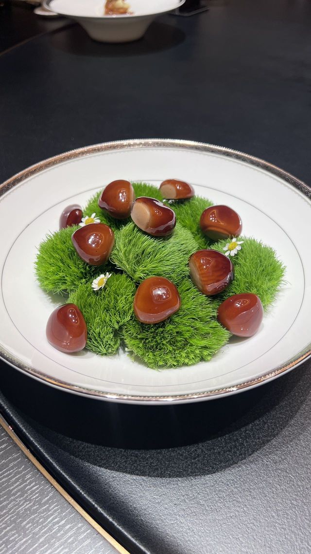 五星級酒店內的高端甬菜