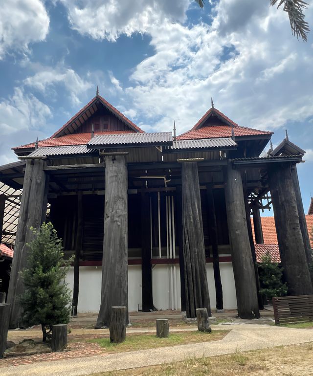 馬來西亞昔加末正見寺｜心靈棲息的多元文化聖地