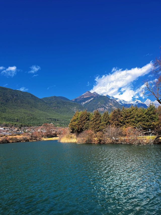麗江阿美澤雪山營地｜地中海度假村