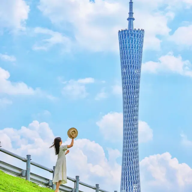 Guangzhou Tower Photo Spots Collection with Check-in Route
