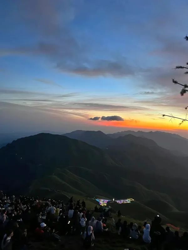 Explore the Legends and Beauty of Wugong Mountain!