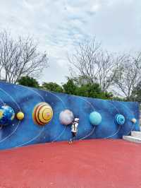 這樣溜娃太爽！主題樂園、萌寵、溫泉，三倍快樂！
