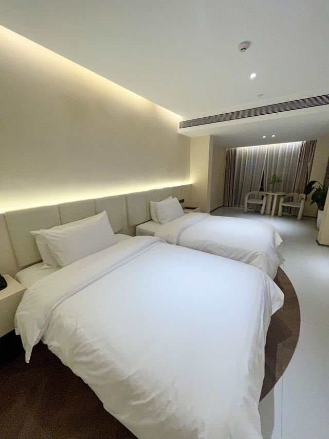 在西雙版納告莊，入住夢幻般的空中酒廊和泳池酒店