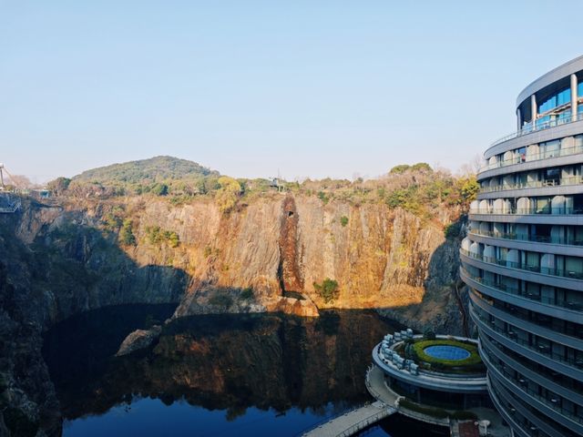 上海｜入住地下深坑酒店體驗非凡