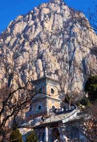 嵩山呢度，道士唔會推銷 石頭唔收錢 但心靈可以裝滿