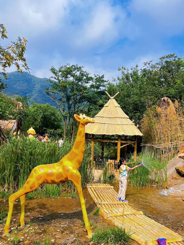 鄭州版「小九寨」，峽谷戲水摸魚，登山遠眺，萌寵樂園，樂趣無窮