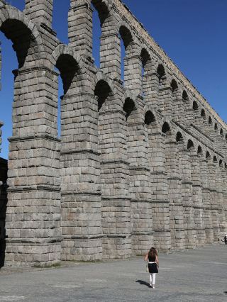 Phố cổ Segovia: Người du hành thời gian qua thời Trung cổ