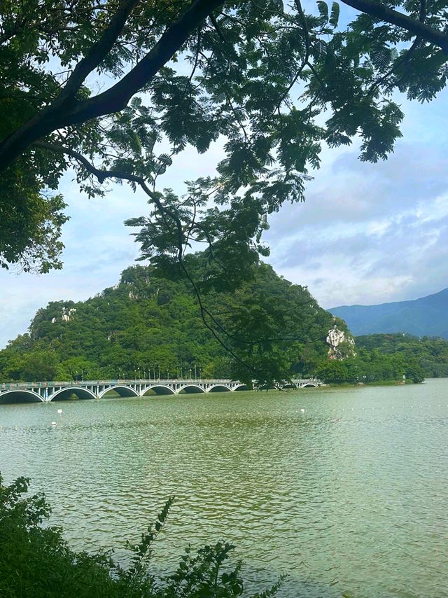 下雨天也出來玩的是我!快來體驗近在咫尺的美景吧! 下雨天也出來玩的是我!快來體驗近在咫尺的美景吧!