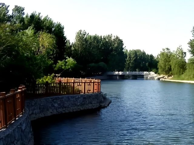 寶子們！被城市的鋼筋水泥悶壞了吧？想不想闖進現實版的童話世界？廊坊三河璞然生態園就是你的秘密花園！