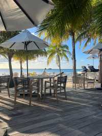 Convenient Shopping Hub on Kuhio Avenue