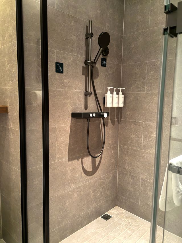 順德清暉園東樂路地鐵站亞朵酒店