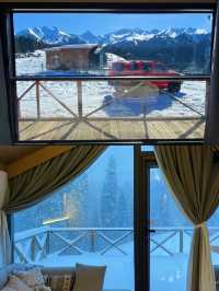 伊犁庫爾德寧1900米雪山營地封神！360°雪山環繞