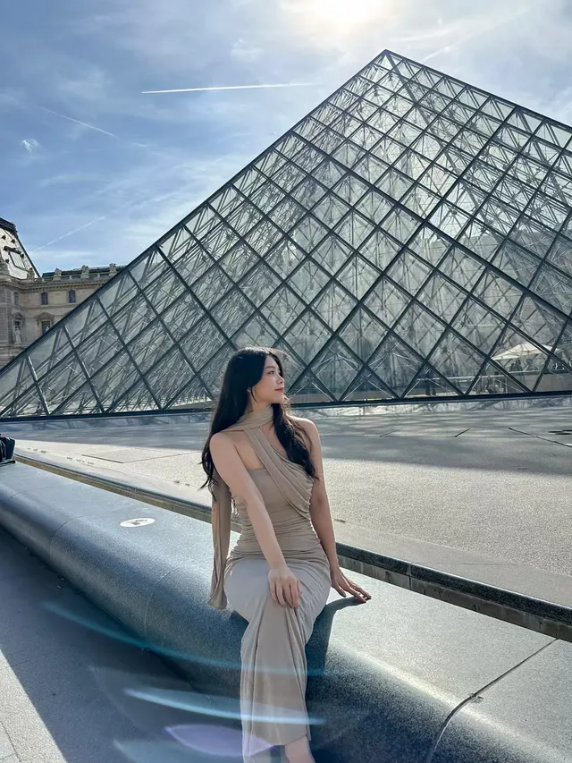 聽朋友推薦，報了一個意大利半自由行團（無廣